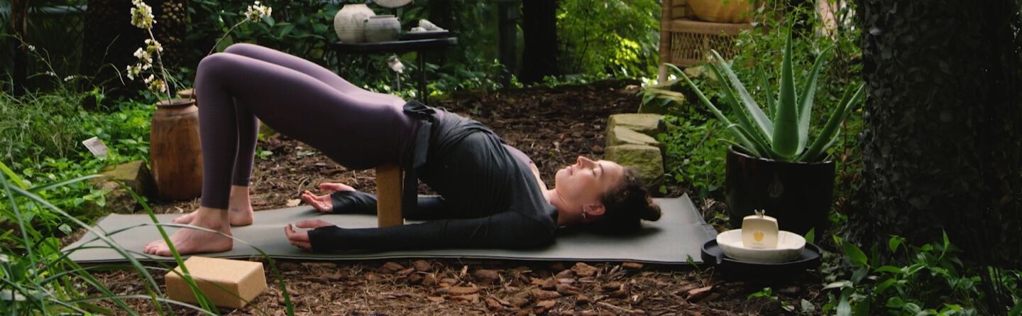 /Magazine/2021/September/27-09-2021_Yoga to release your hips and lower back.jpg